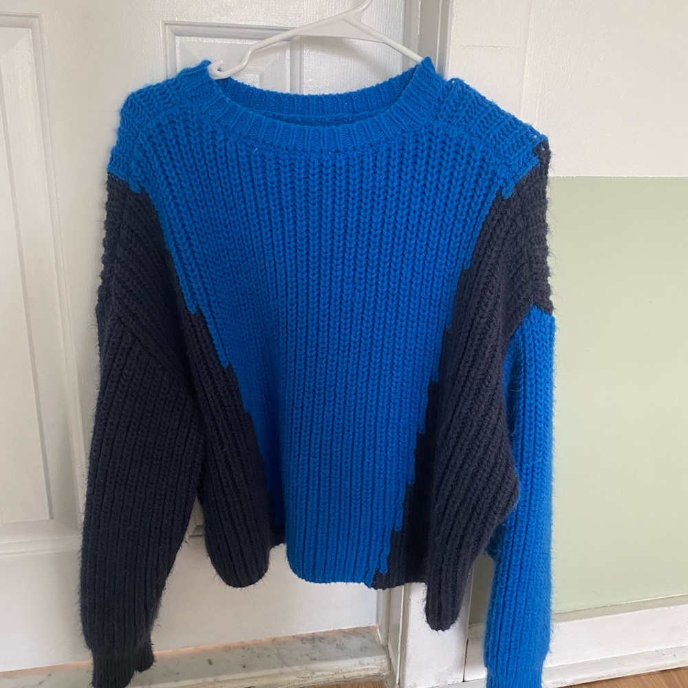 Colorblock Knit Sweater - Blue and Black